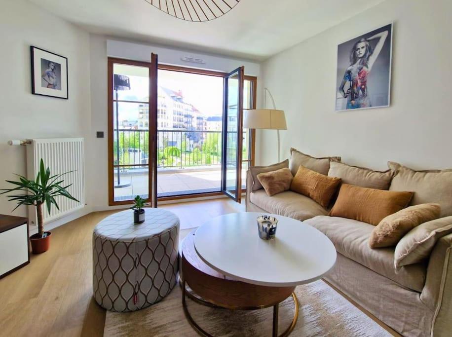 Sublime Appartement 4 Etoiles Neuf T3 Aputeaux 61M2 Proche La Defense, 10M2 De Terrasse Avec Magnifique Vue المظهر الخارجي الصورة