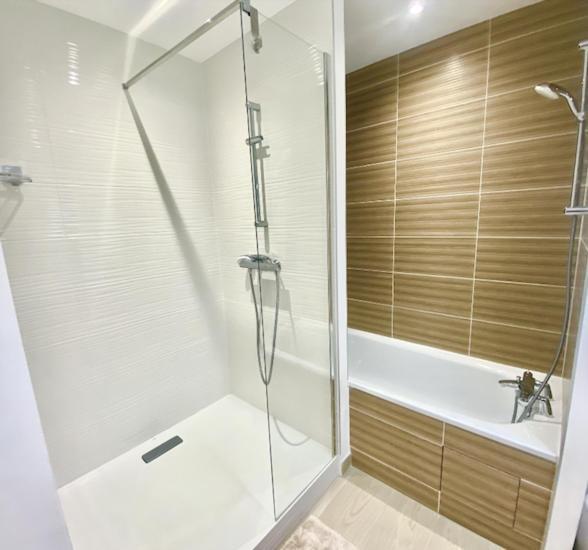Sublime Appartement 4 Etoiles Neuf T3 Aputeaux 61M2 Proche La Defense, 10M2 De Terrasse Avec Magnifique Vue المظهر الخارجي الصورة
